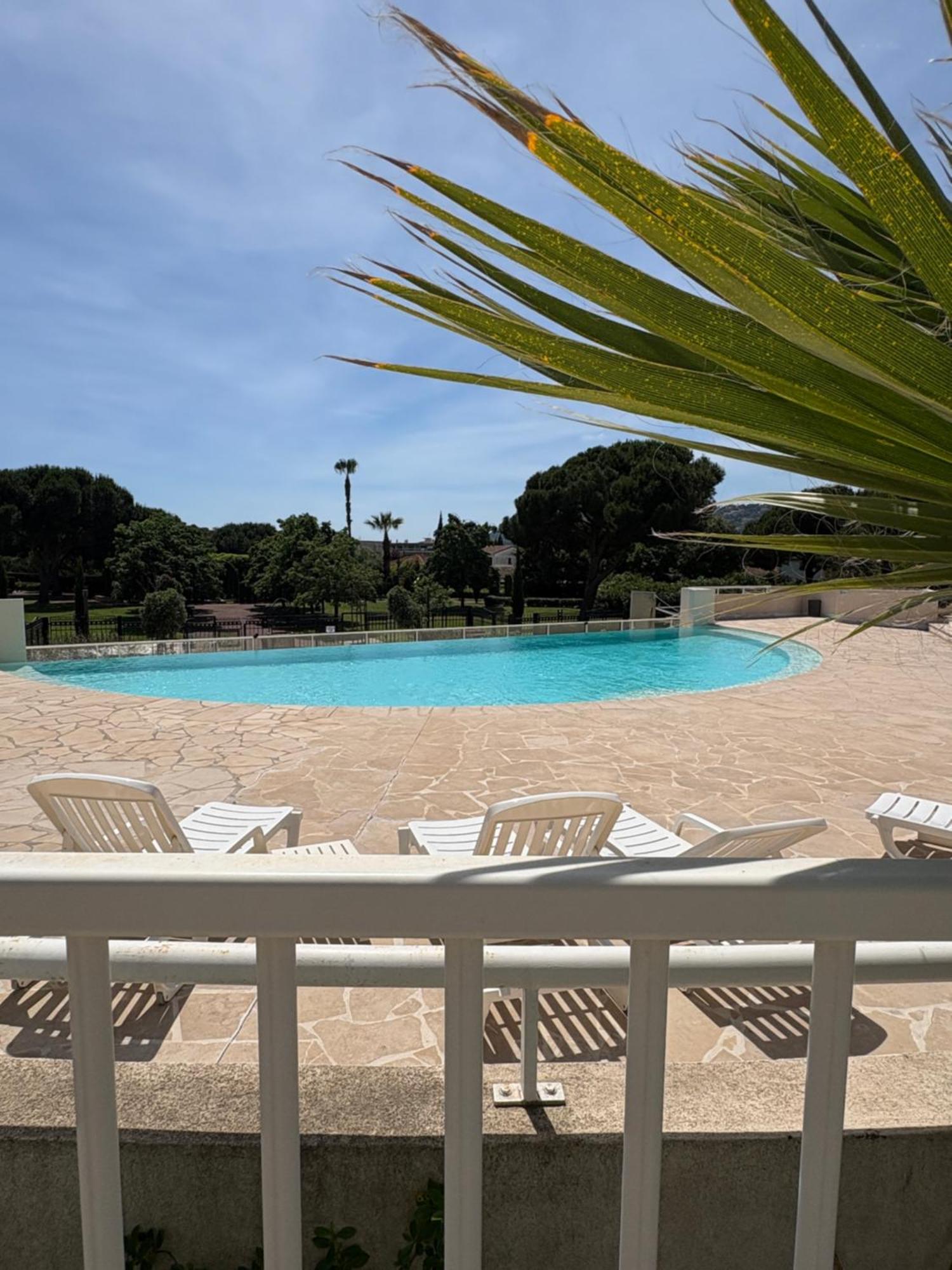 La Des Pins Juan-les-Pins