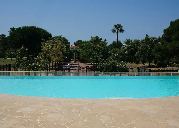 La Villa Des Pins