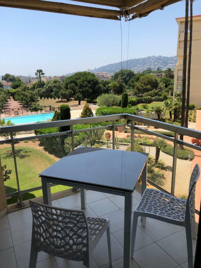 La Des Pins Juan-les-Pins